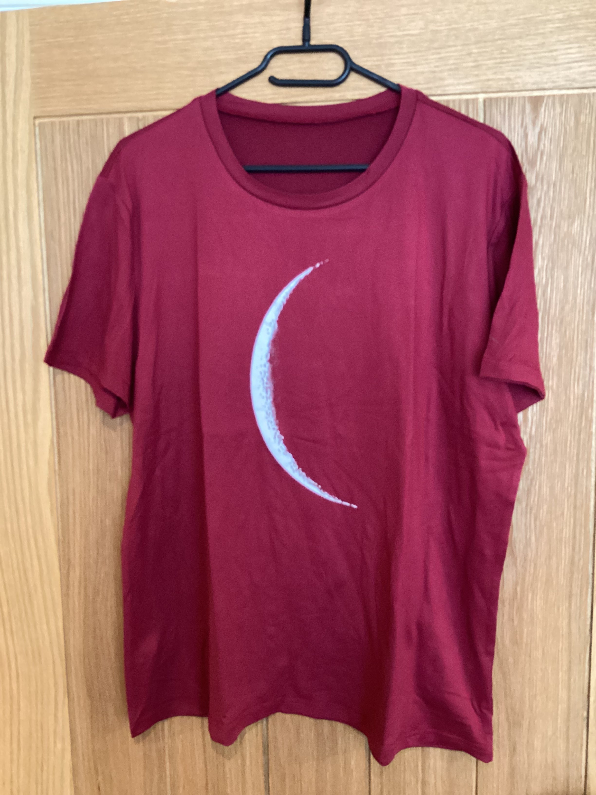 Red Moon T-shirt XL